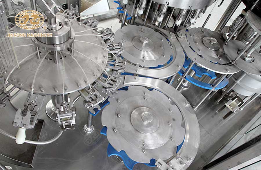 純凈水灌裝機(jī) 純凈水灌裝機(jī)