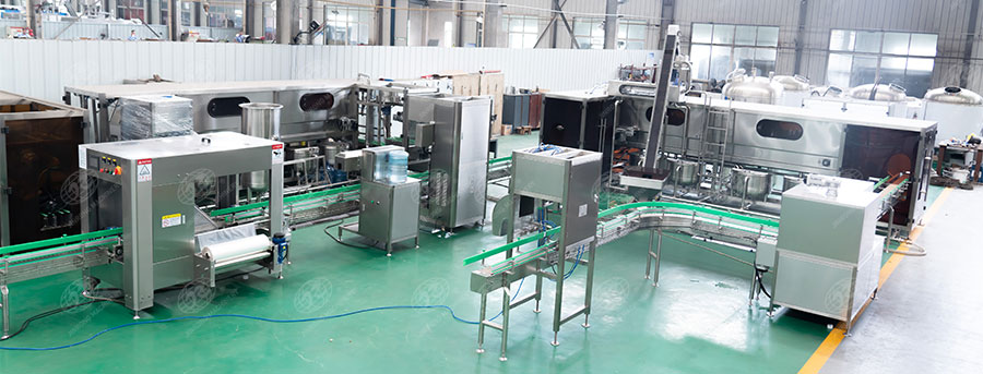 5加侖桶裝水灌裝生產(chǎn)線(xiàn) 5加侖桶裝水灌裝生產(chǎn)線(xiàn)